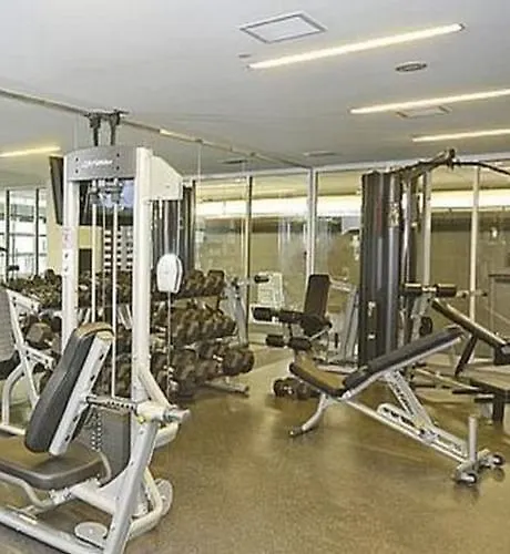 Nge Stays - Downtown Suite Lake View Toronto Otel